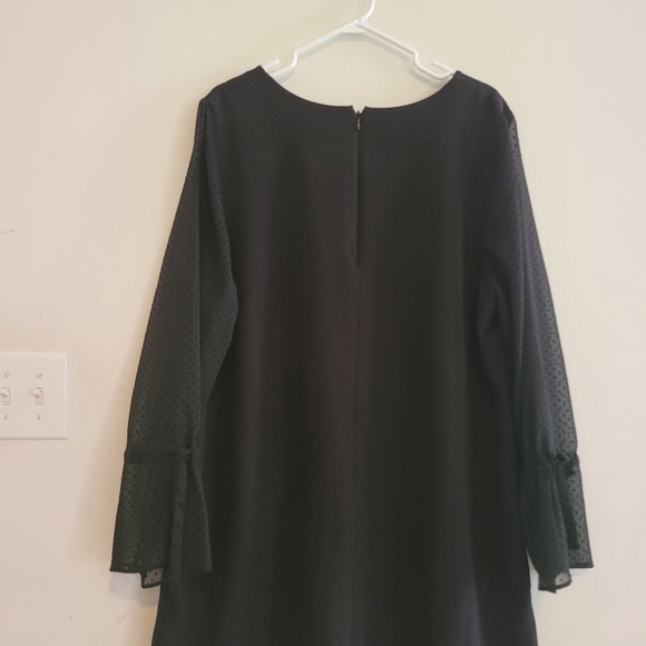 Dress - Picture 4 of 5